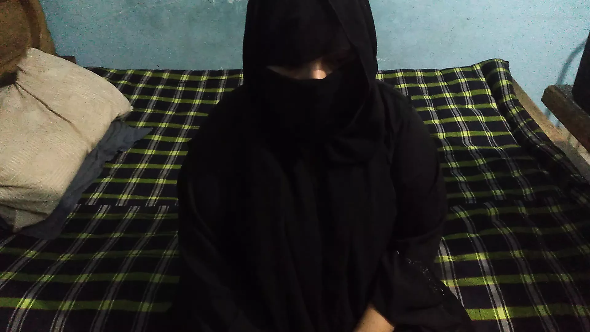 Saudi Burka Muslim Aunty Chudai Dwara Indian Ladki - Desi | xHamster