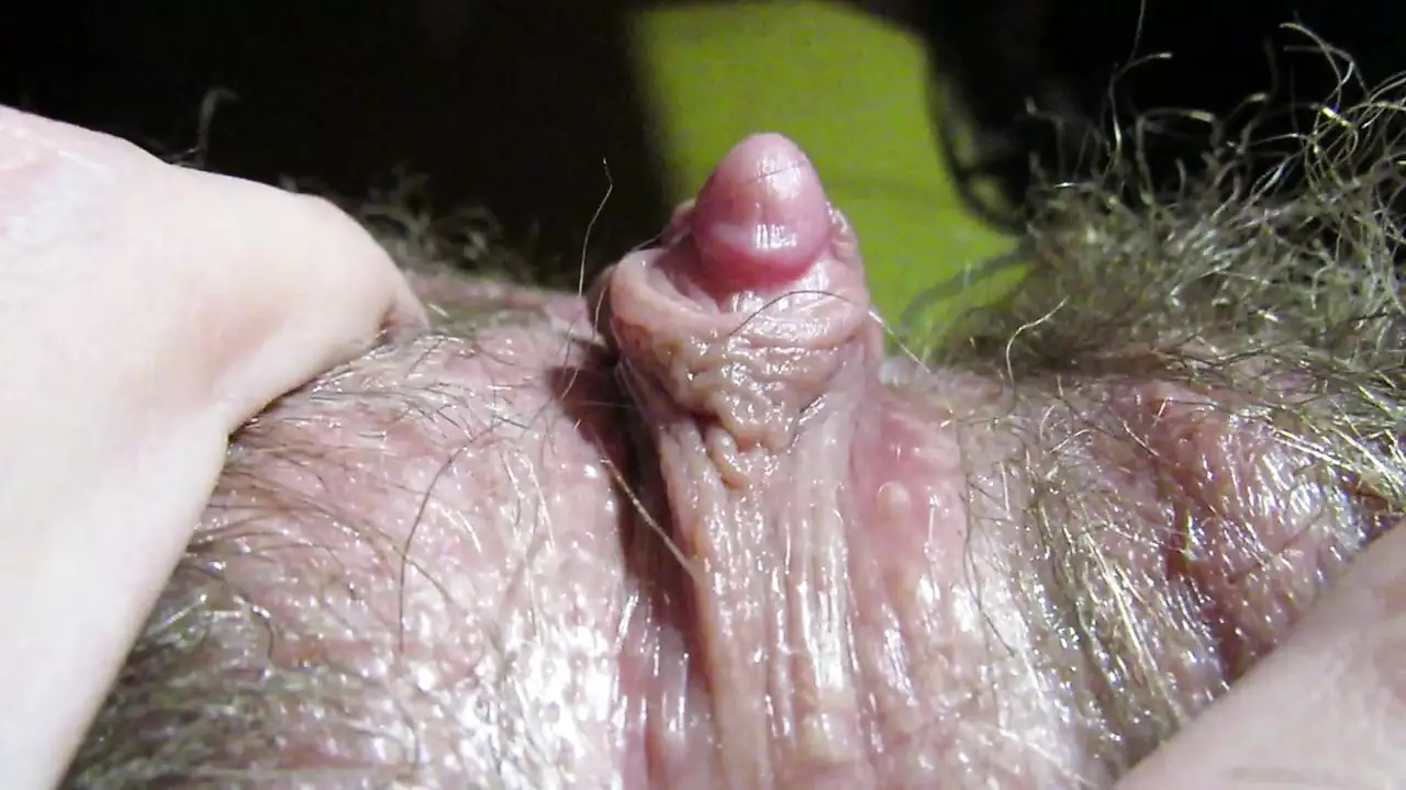 Huge clit orgasm hairy pussy small tits amateur homemade video hq nude pic