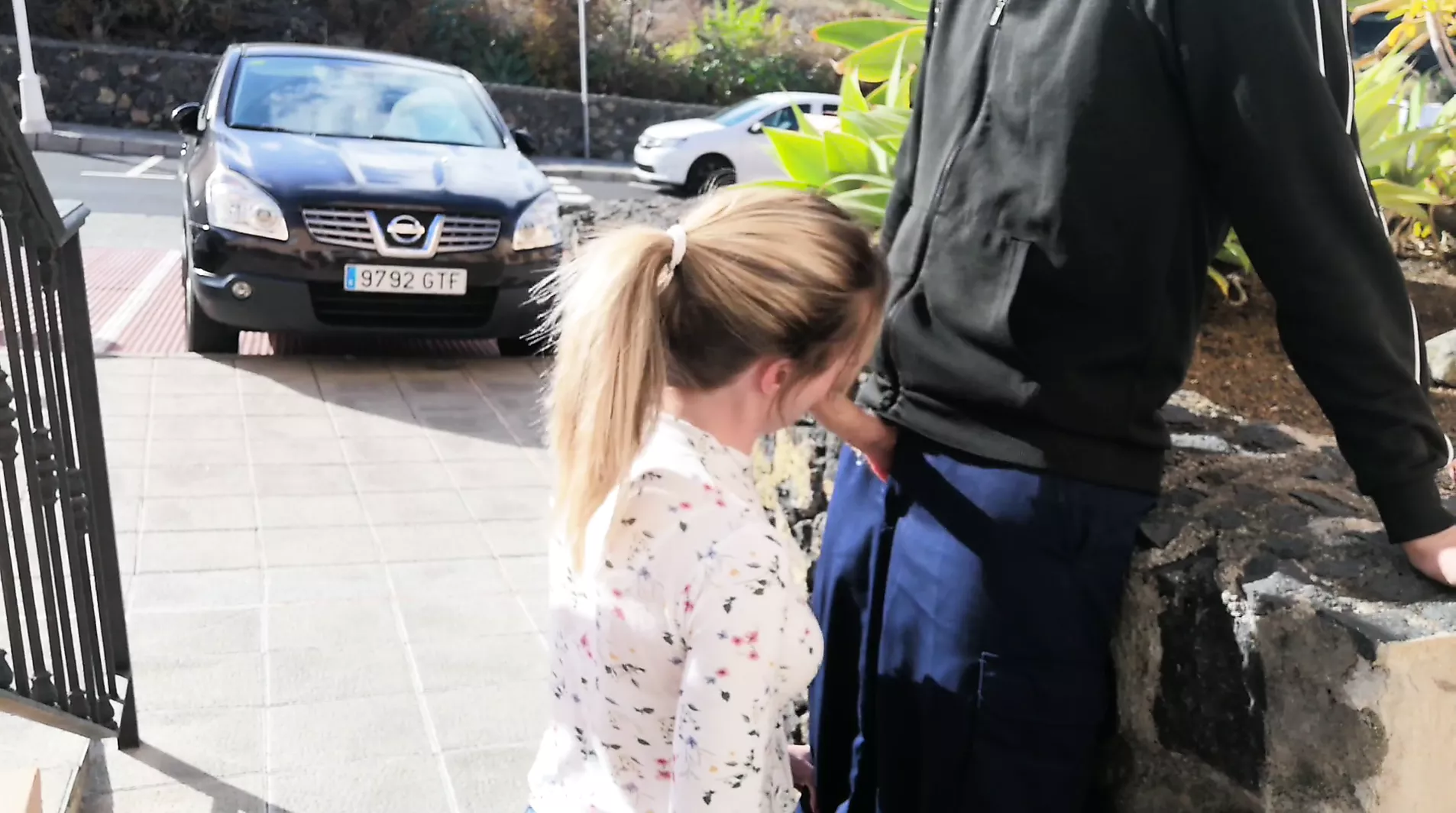 Very risky blowjob in the car park with huge facial photo