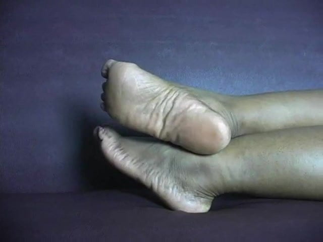 Plump Ebony Toes - DeeDee Sexy Meaty Ebony Soles | xHamster