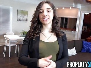 College hardcore hot - Propertysex - college student fucks hot real estate agent