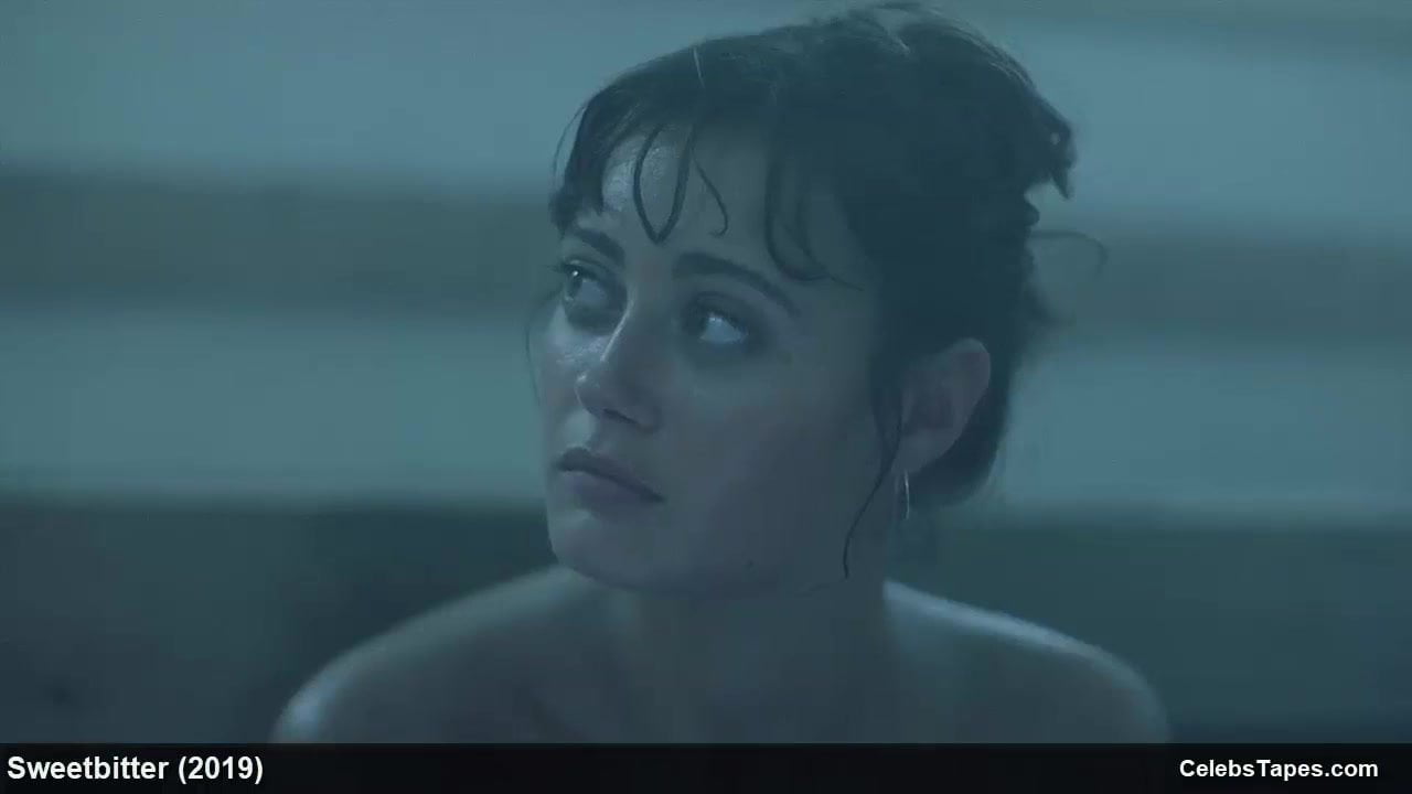 Ella Purnell Topless and Erotic Scenes from Movie: Porn 68 xHamster.