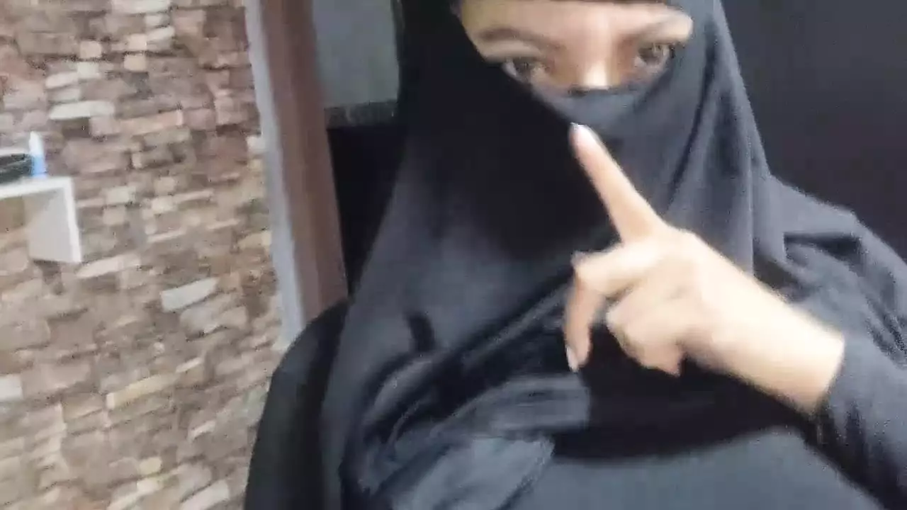 Real Sexy Amateur Muslim Arab Milf Masturbates, Squirting Fluid, Gushy Pussy, Orgasm, Niqab image