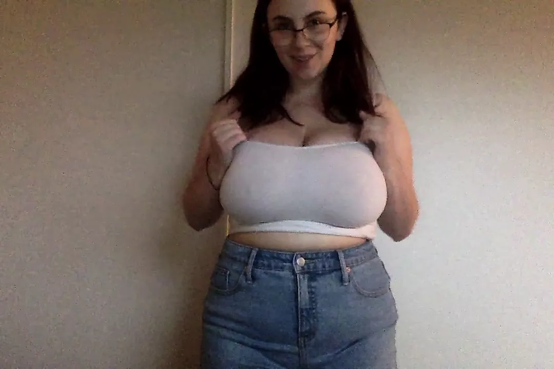 1080px x 720px - chubby boober MM in wet t-shirt | xHamster