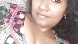 Trichy cheating housewife showing nude body to her friend