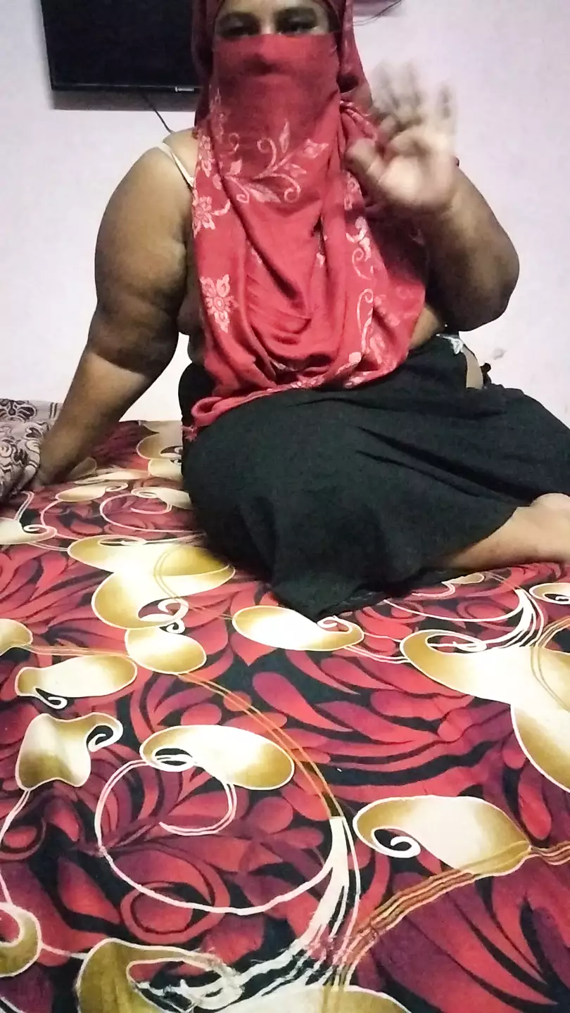Kuthuya Nakkara Video - Tamil dirty talk and explain sex experience. Big aunty come again | xHamster