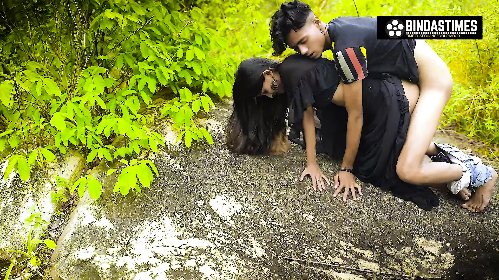 Oh Dear! Mountain Boy Fucks His Girlfriend Sudipa In the Jungle Openly (Hindi Clear Audio) picture pic