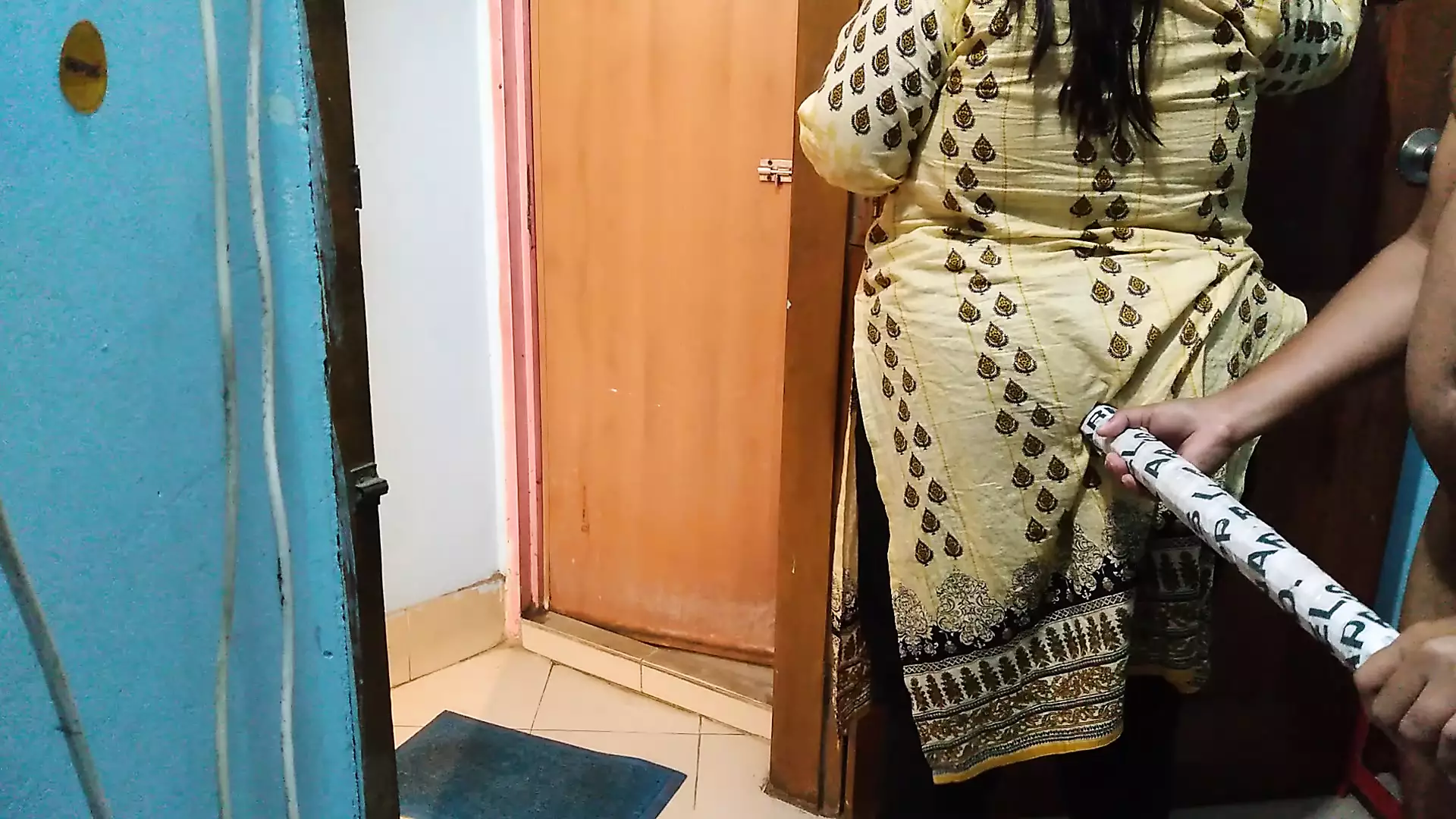 Neighbor fucks Tamil hot aunty while sweeping the house image