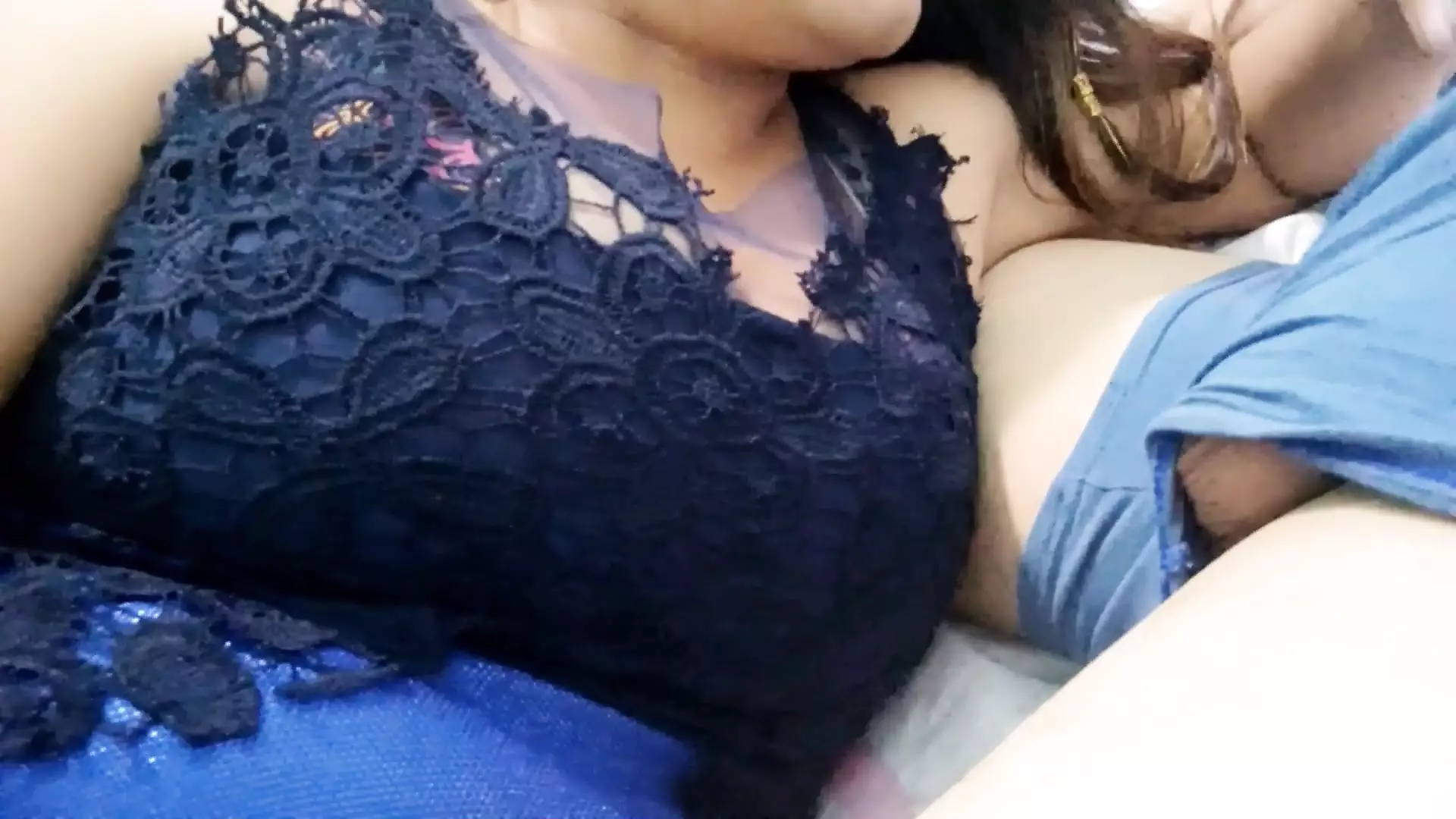 real homemade!! I had a delicious moment next to my stepsister, she gives me a deep blowjob